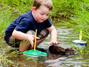 water play child 2