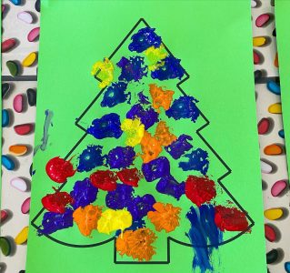 The Play Factory Xmas Tree Painting 05